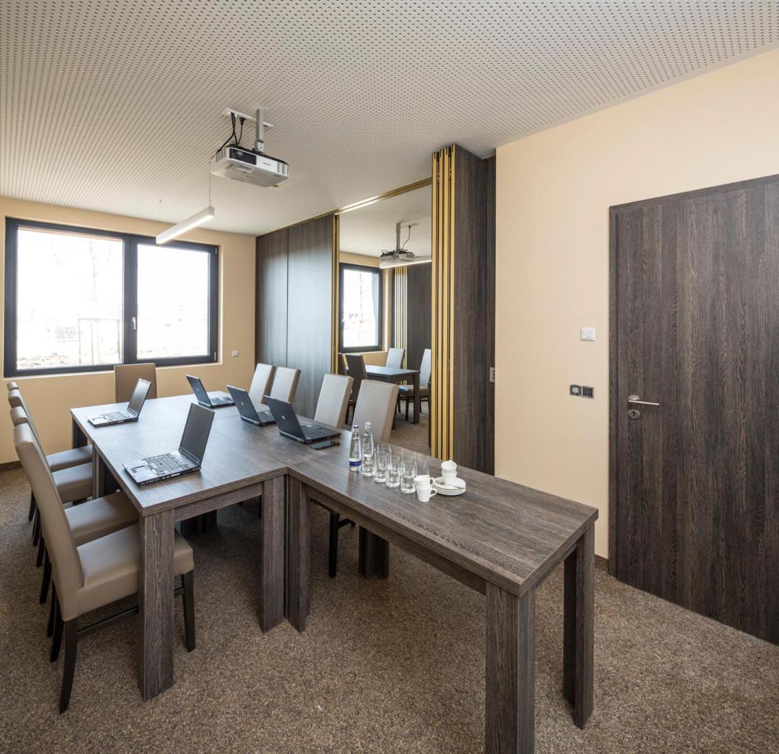 Myhotel Muenchen Олхинг Екстериор снимка