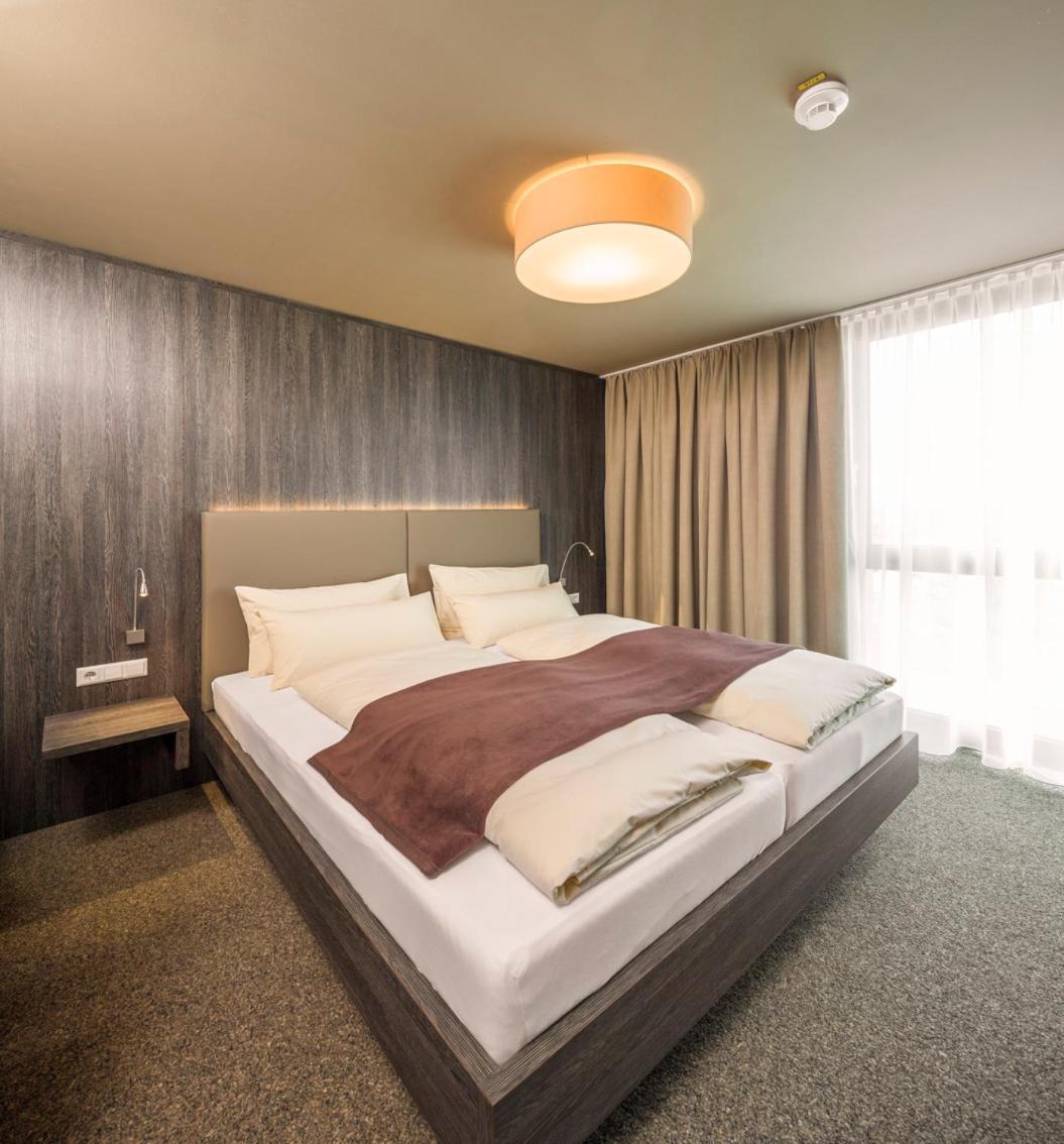 Myhotel Muenchen Олхинг Екстериор снимка