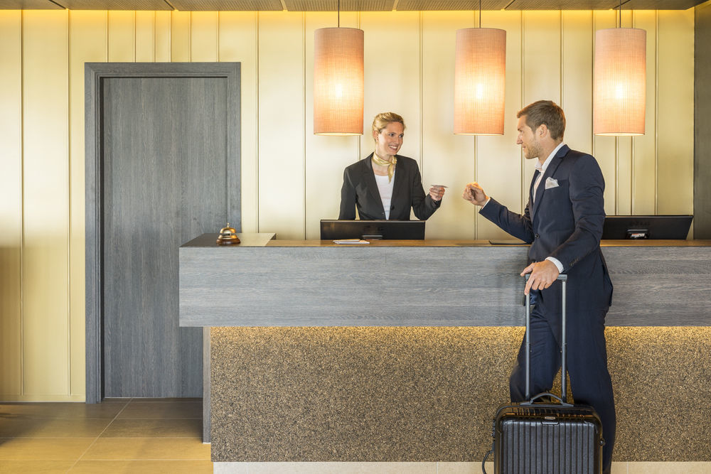 Myhotel Muenchen Олхинг Екстериор снимка